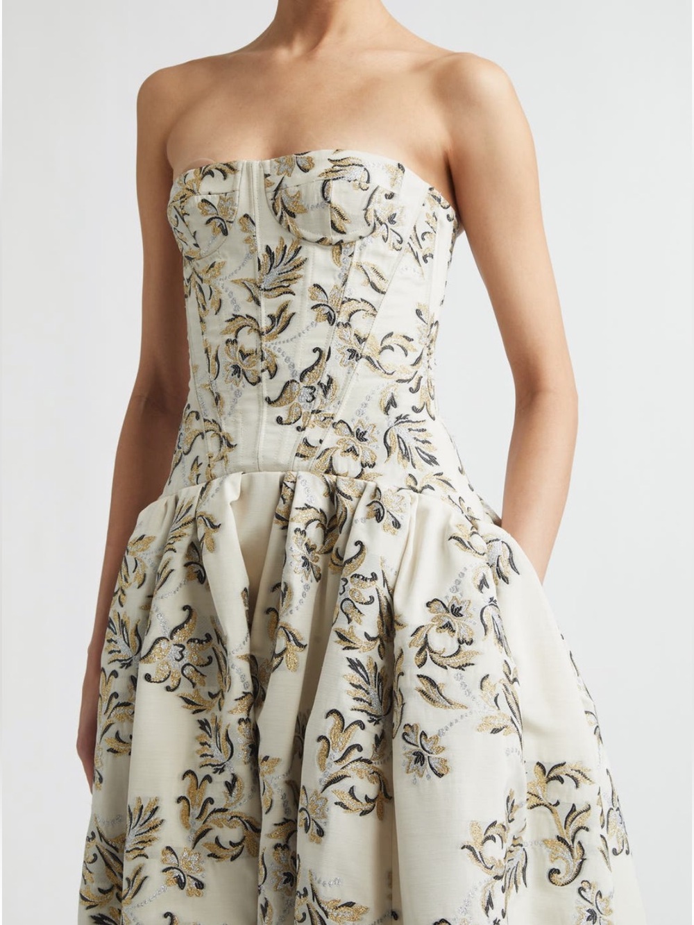 Carolina Herrera Trellis Jacquard Strapless Gown - Picture 4 of 6
